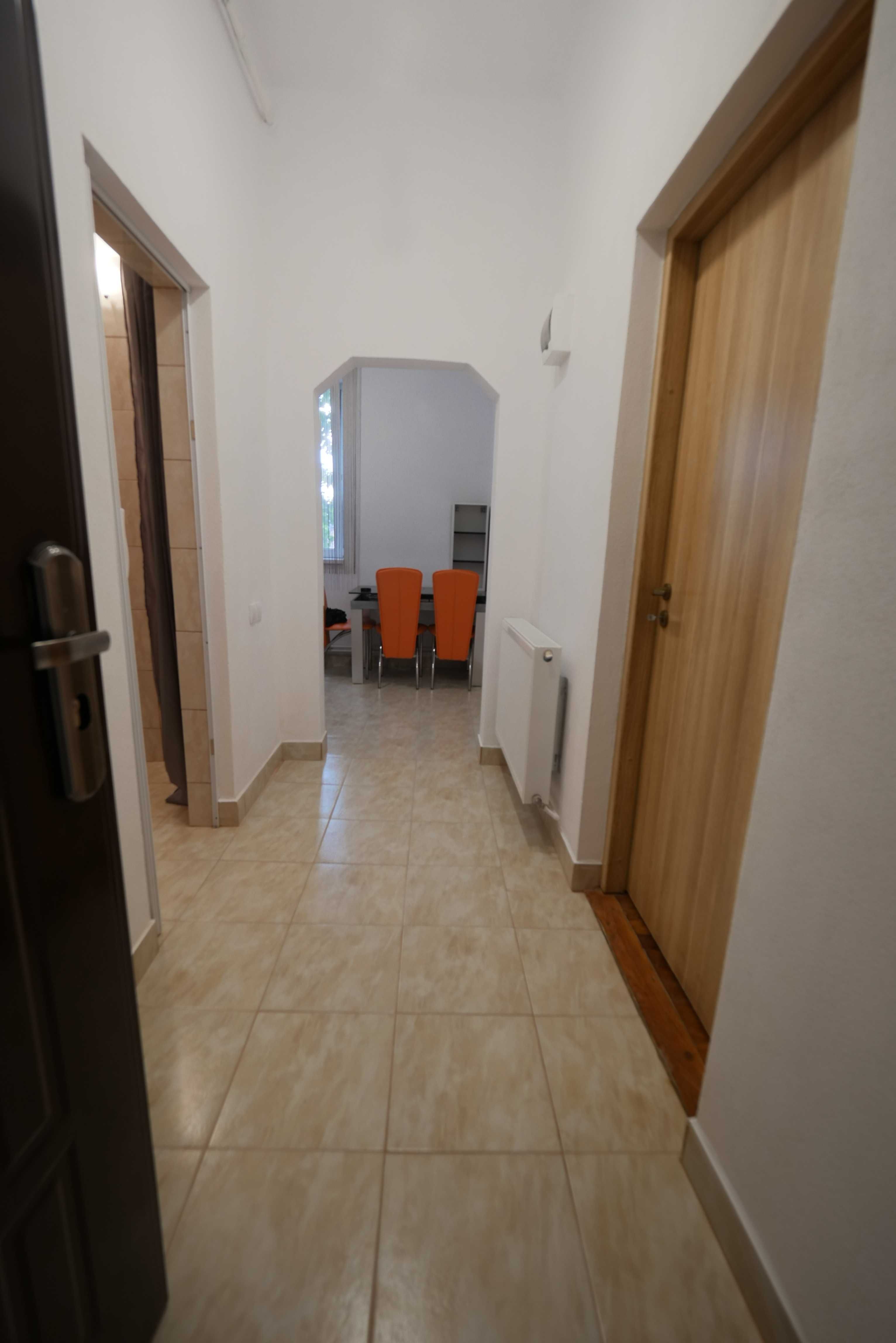Vand garsoniera, Mihai Viteazu, 300m de pta Aurel Vlaicu, CENTRAL