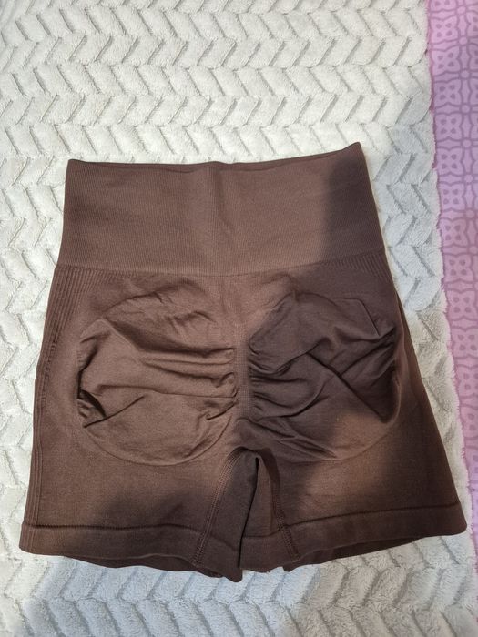 Pantaloni scurți pentru sport/sala.