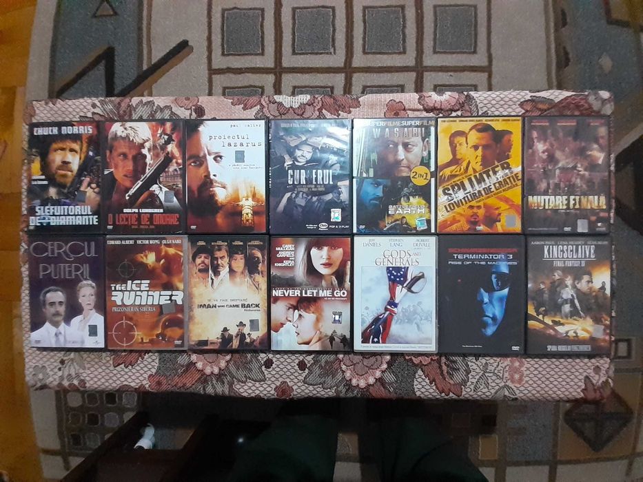 DVD-uri originale cu de filme și concerte live