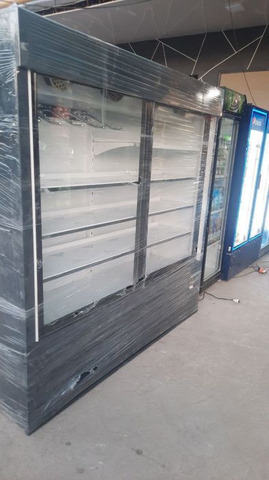 витрина холодильник