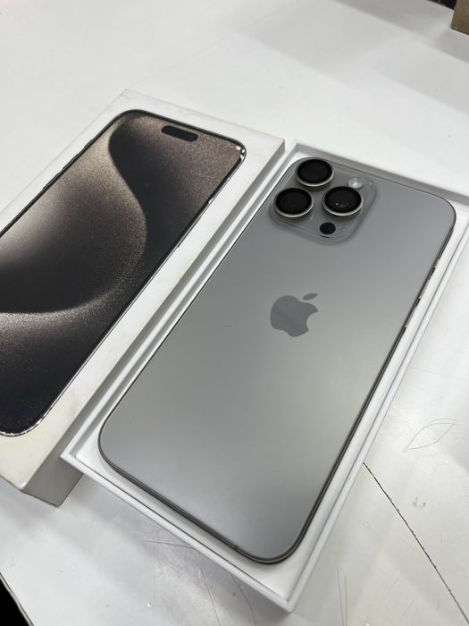 Iphone 15 про макс без ремонта