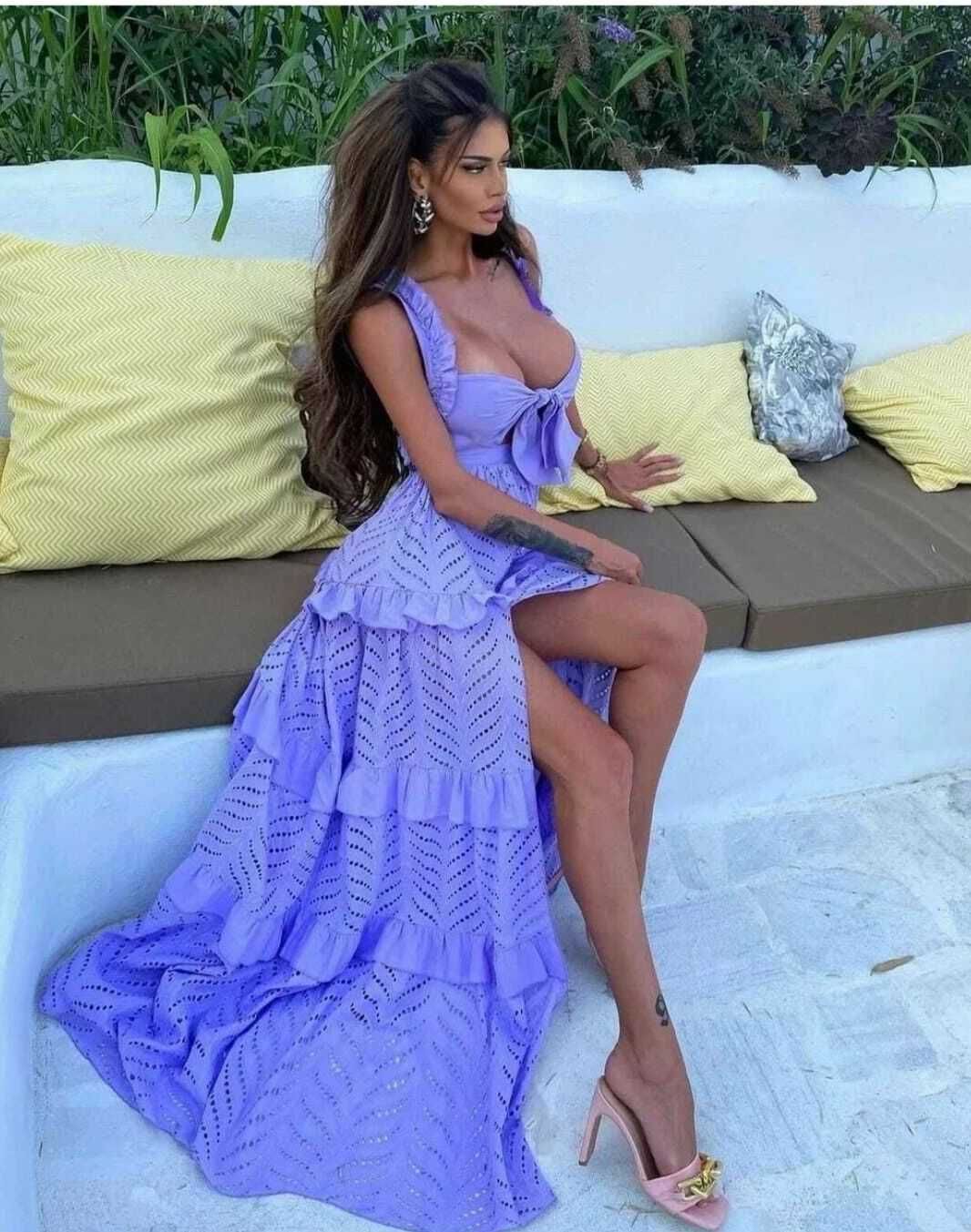 Rochie cu volonase sexy