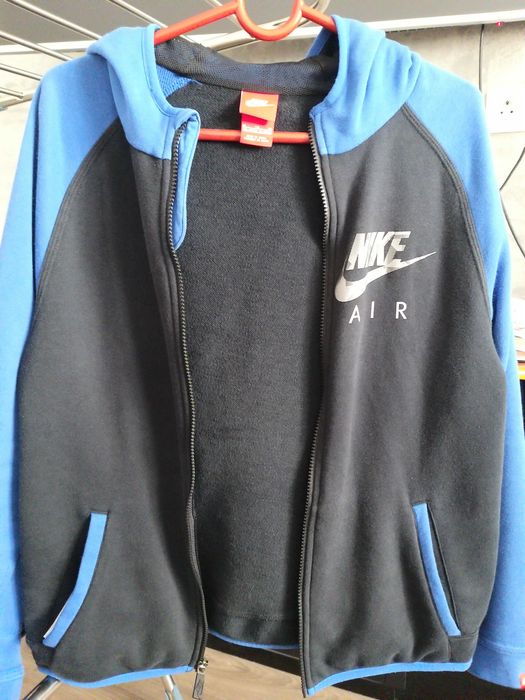 Спортивная кофта Nike на 13-15 лет
