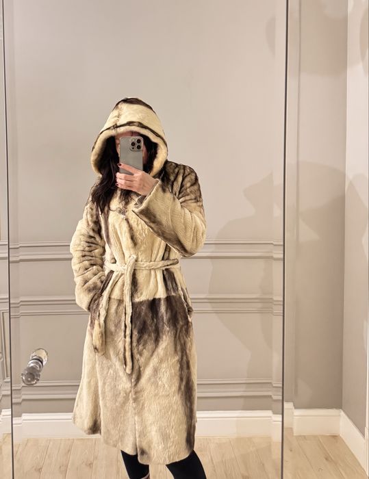 Продам норковую шубу