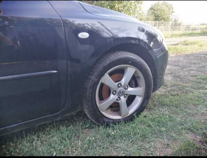Vând Mazda 3 Hatchbeck