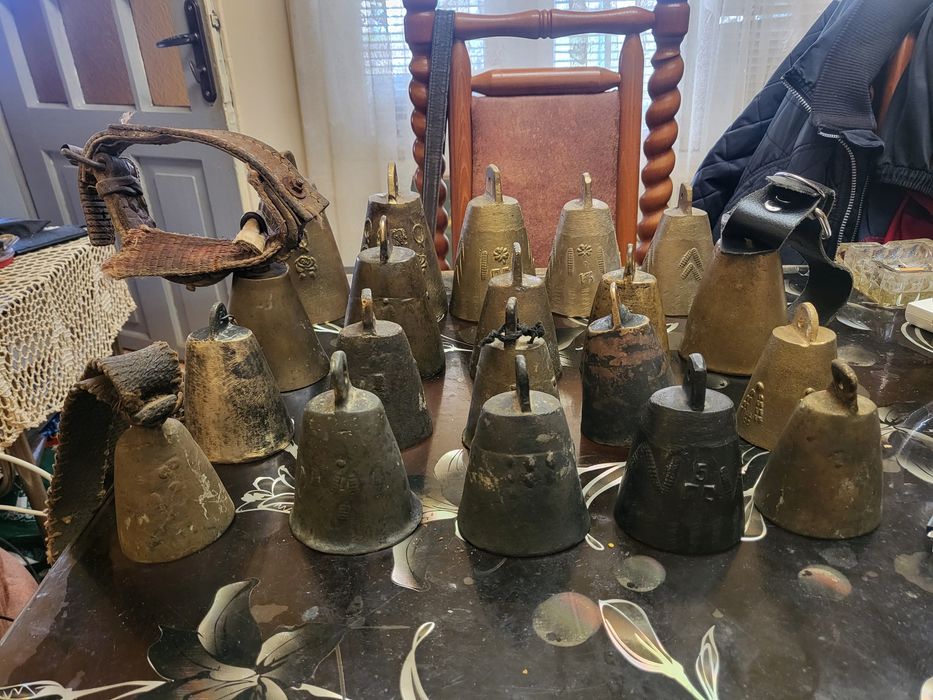 Продават се 29бр чанове