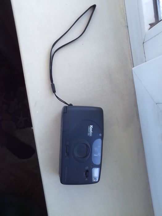 Продам фотоаппарат плёночный б/у Kodak camera 35