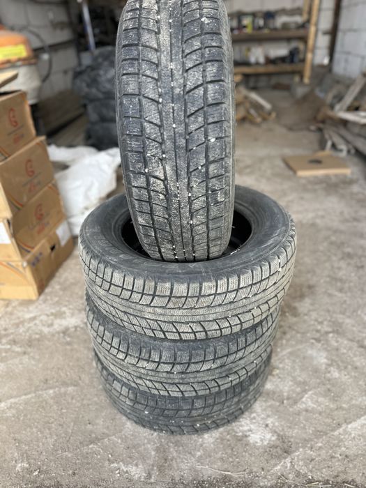 Шины зимние Липучка 215/60/16