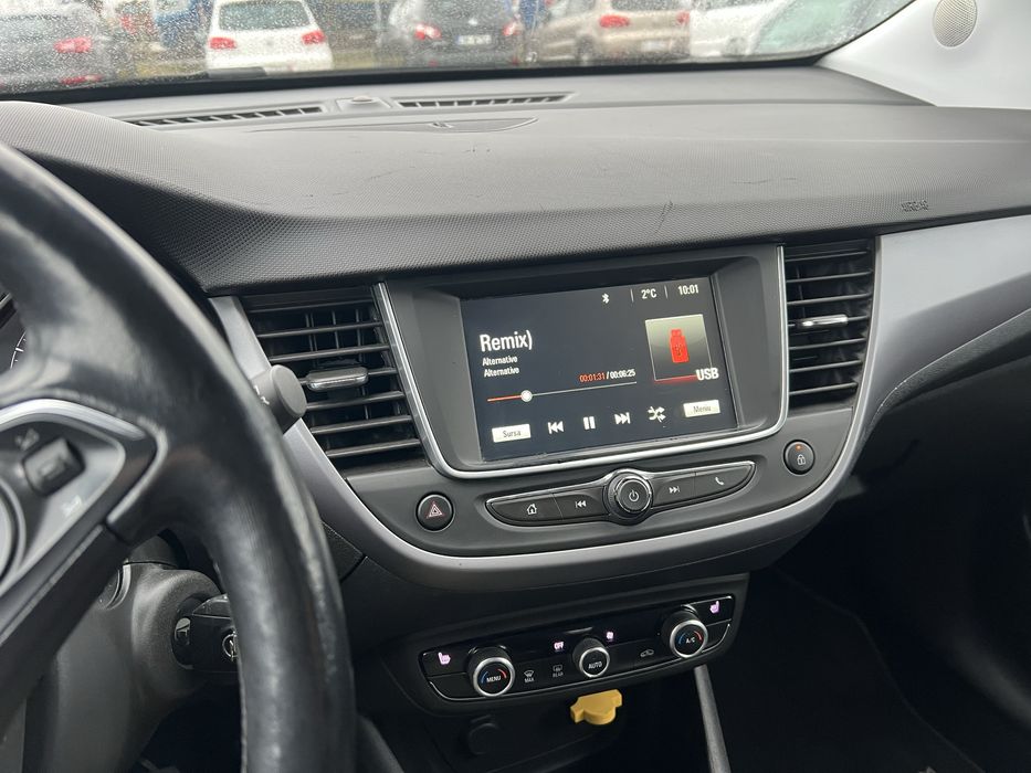 Opel crossland x
