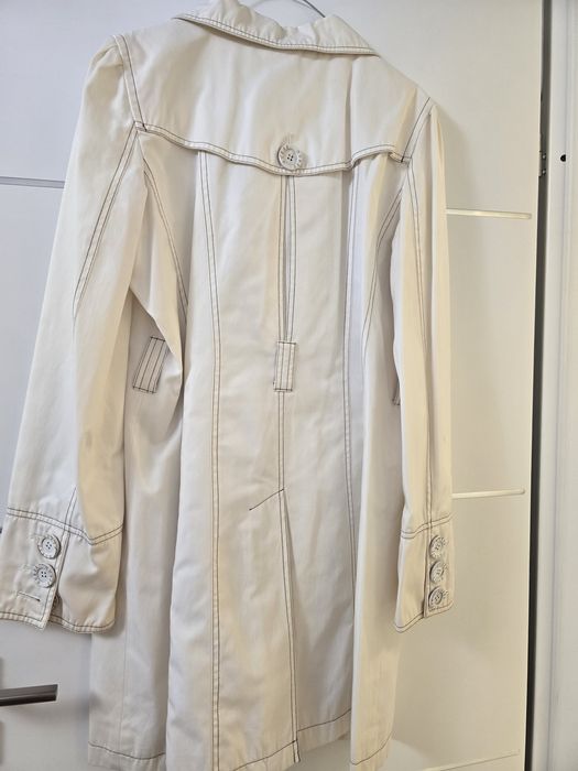 Trenci/Pardesiu alb Guess, L-XL