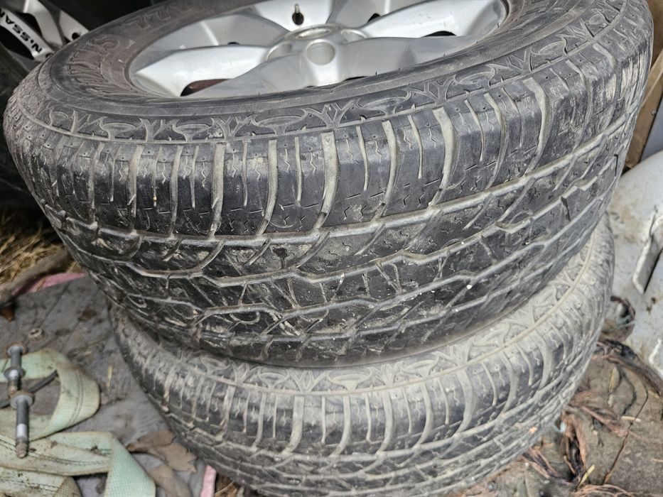 Jante R17 si Anvelope A/T pentru off road Nissan , Mitsubishi etc.