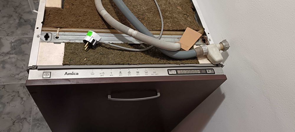 Съдомиялна Amica