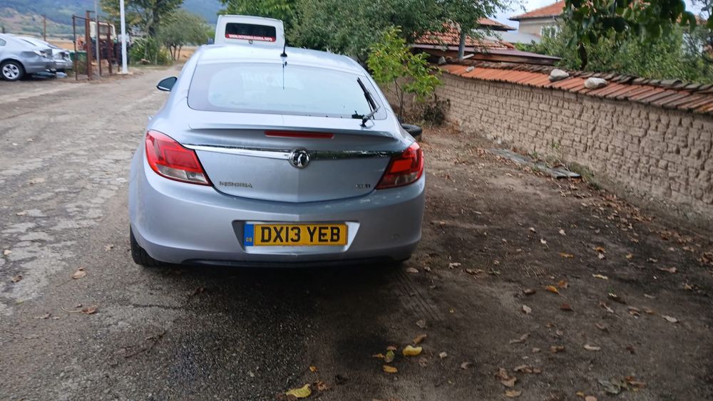 Opel insignia на части