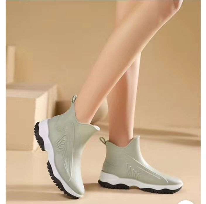 Резиновые сапоги на размер 37- 37,5