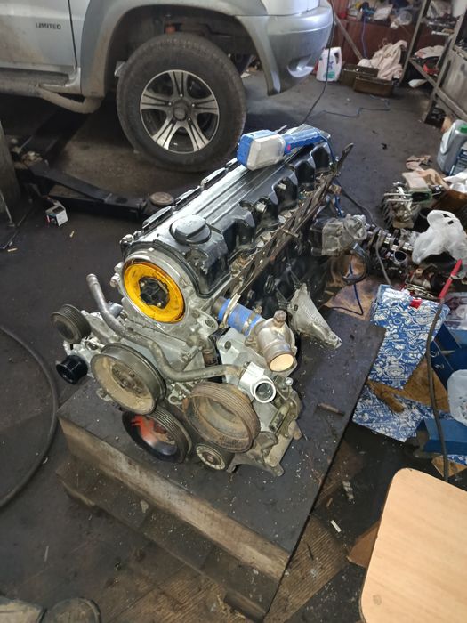 Продам двигатель Мерседес м103