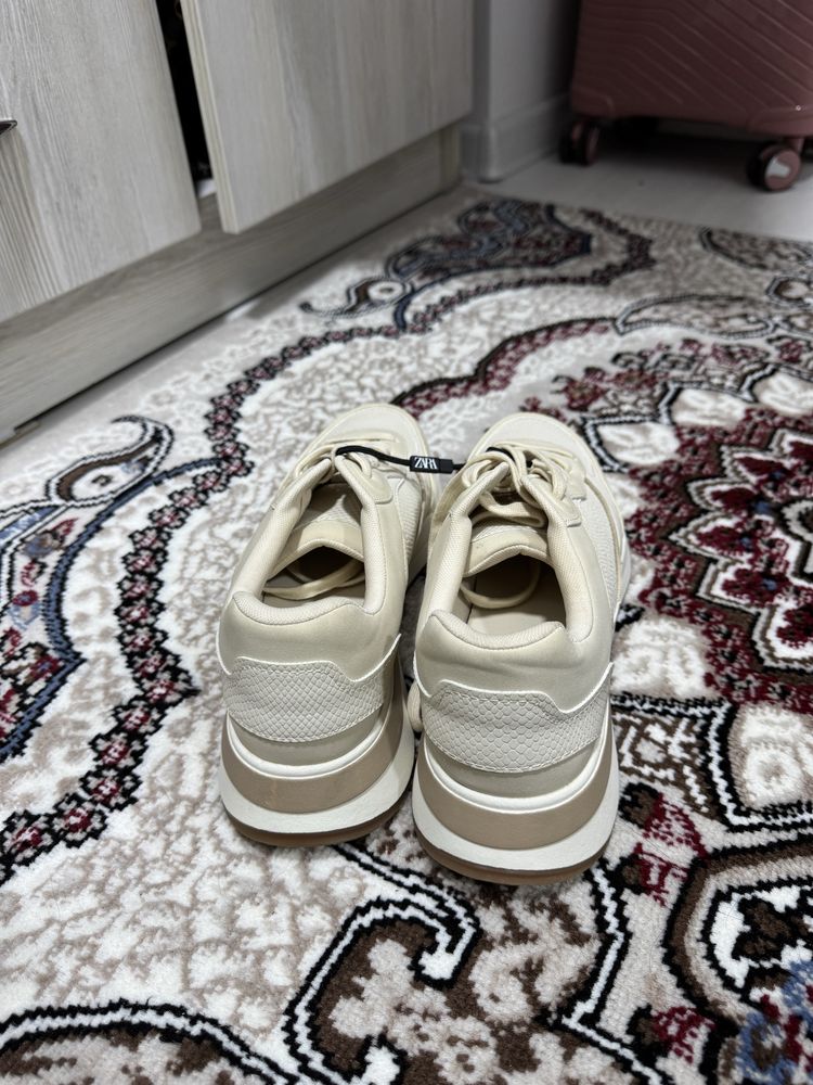 Yangi Krasovka Zara Unisex