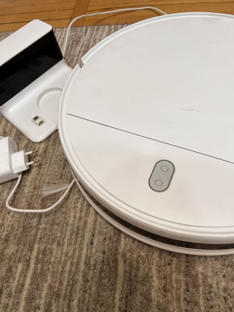 Робот пылесос Xiaomi vacuum mop essential