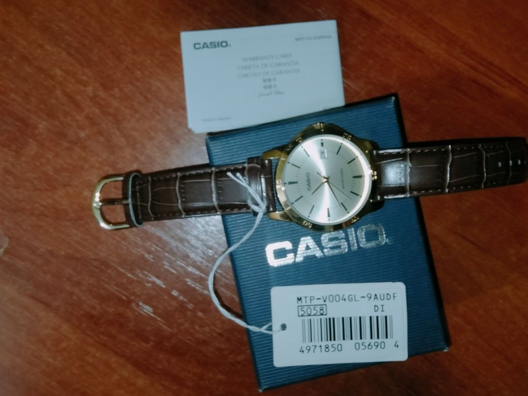 Часы casio новый