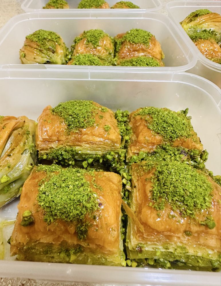 Turk pahlavasi,baklava,turk shirinlik,handom pistali,fis