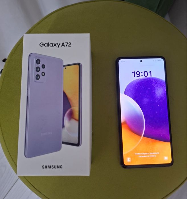 Samsung A72 смартфон