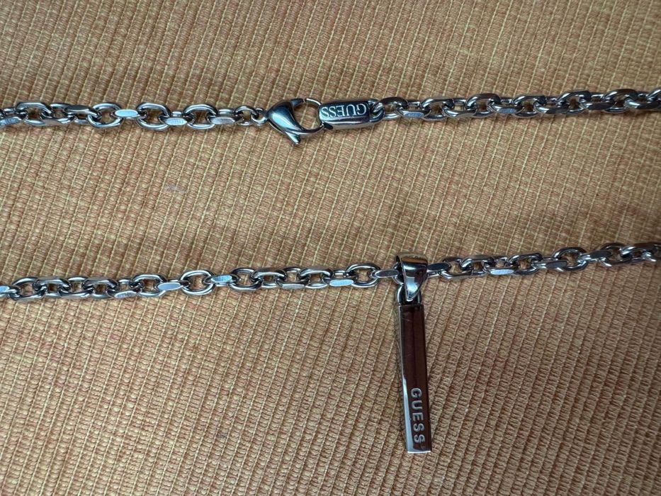 Lant cu pandantiv inox Guess
