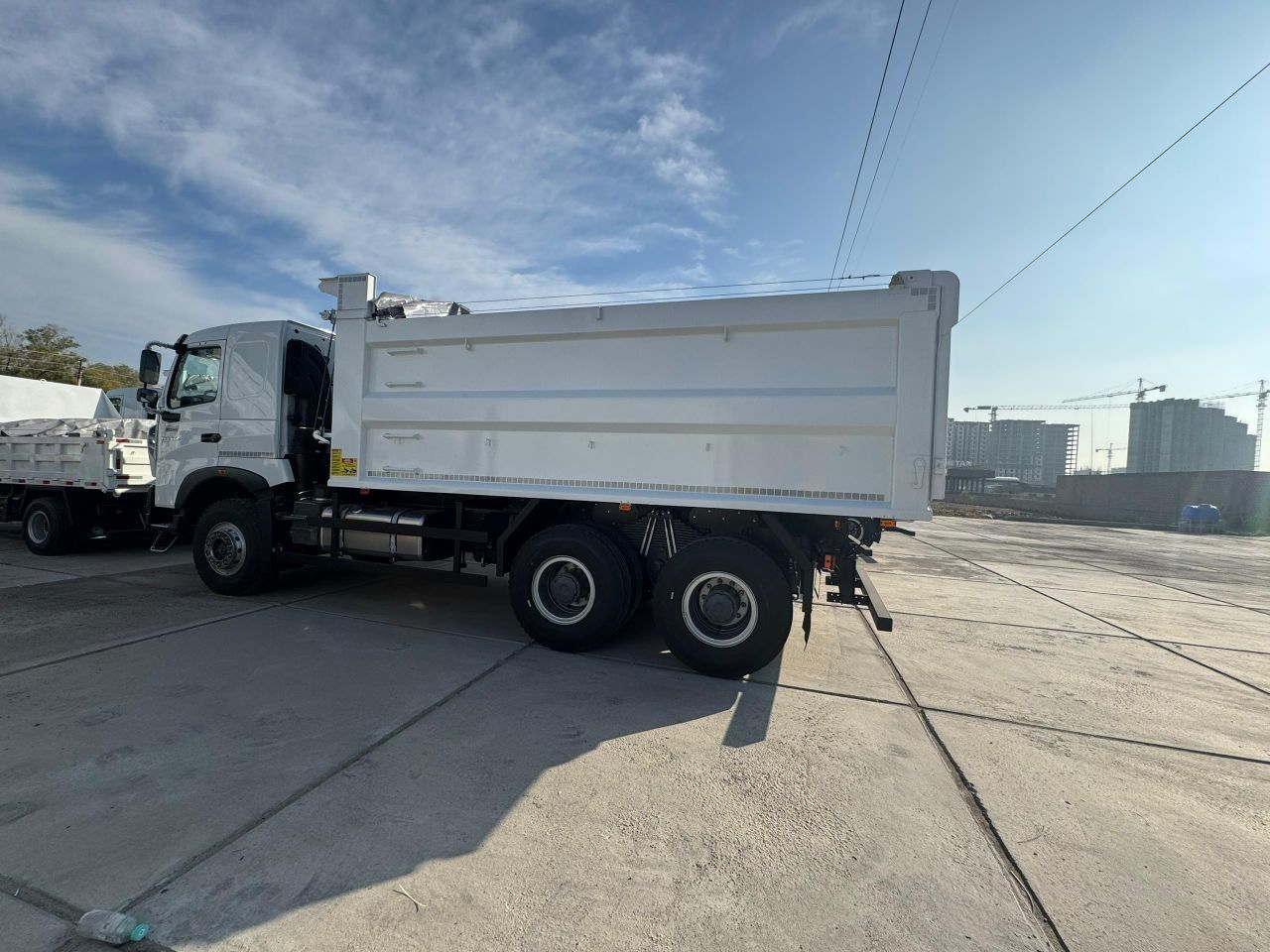 Автосамосвал Howo-T7S 6x4 - 25 т / 20 куб.м

Қисқа техник характеристи