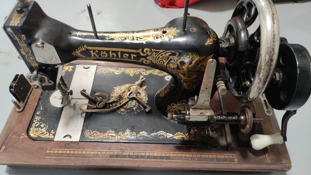 Masina de cusut Kohler de 100 ani