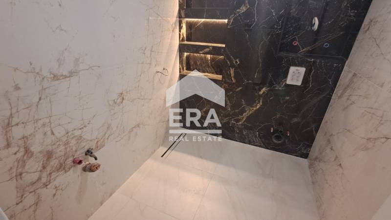 Продава се Двустаен апартамент в к.к. Св.Св. Константин и Елена - 51 кв.м за 3216 €/кв.м - Снимка #9