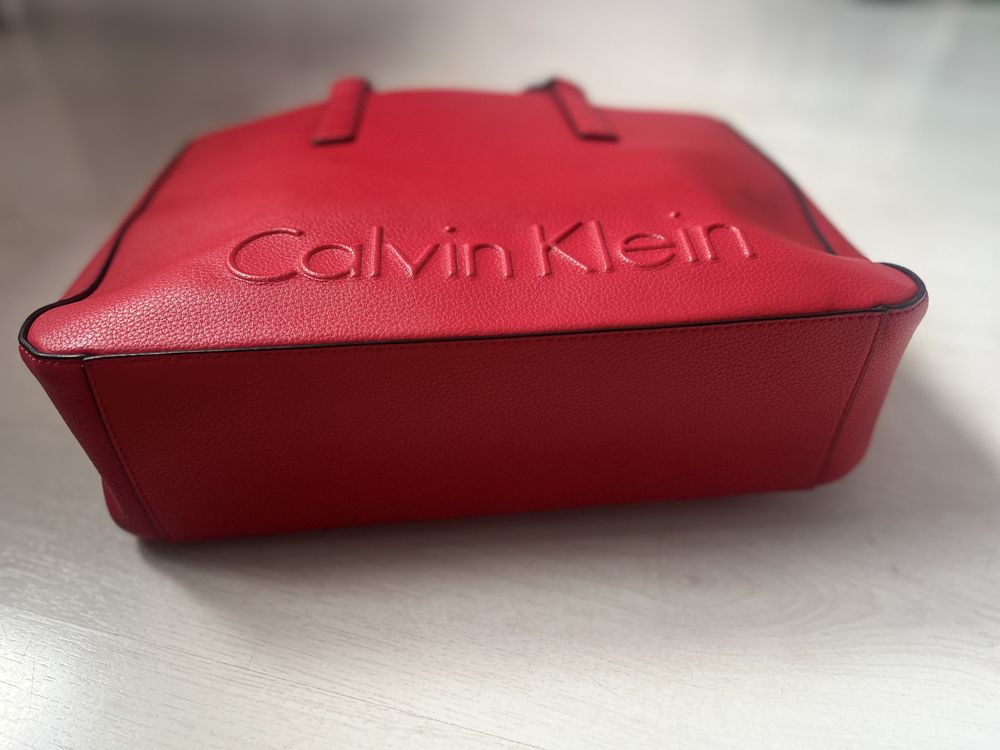 Дамска чанта Calvin klein