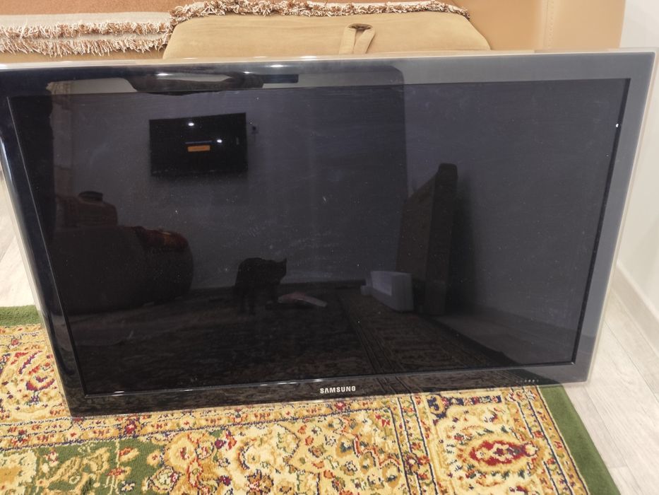 Продам телевизор Самсунг