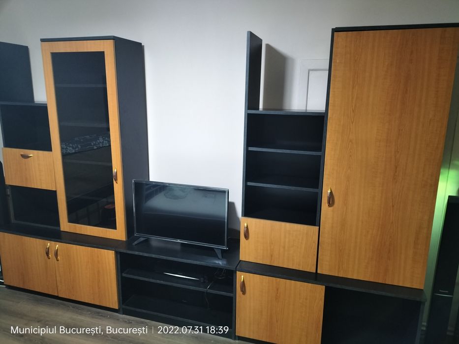 Biblioteca sufragerie