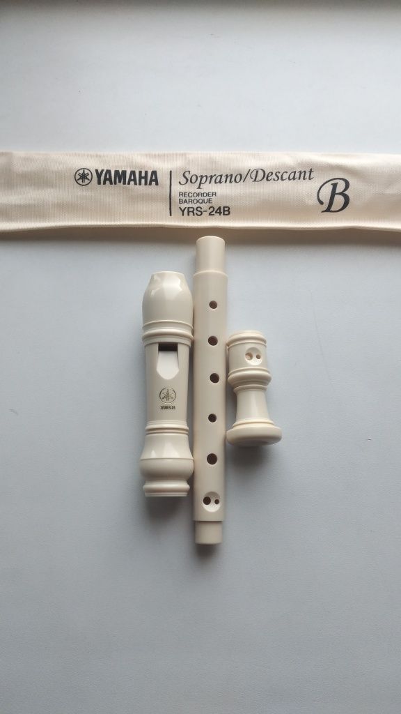Блокфлейта YRS - 24b