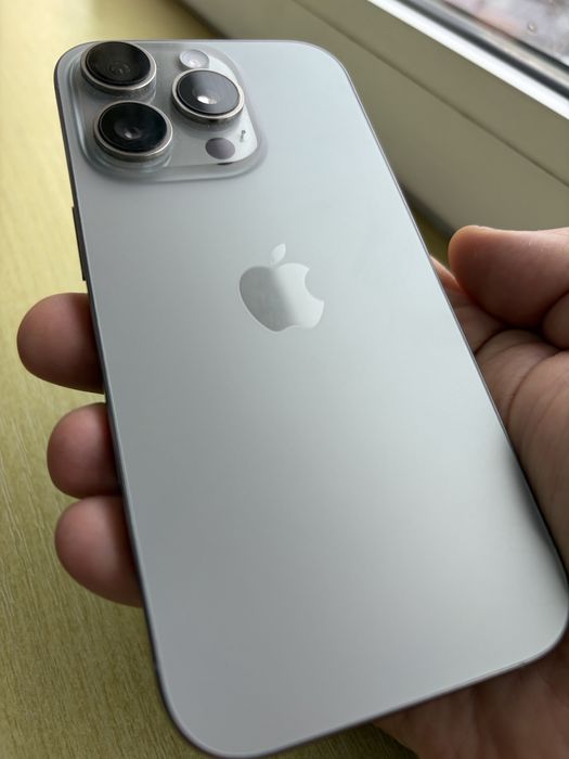 Ipfone 16 pro titan garantie