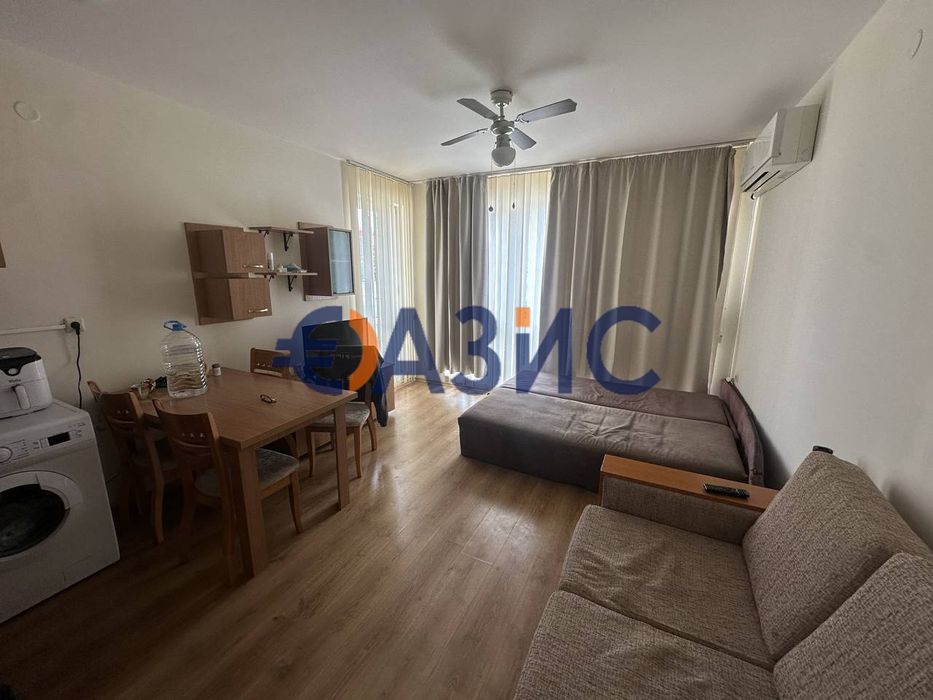 Двустаен апартамент в комплекс Флорес Парк, 80 кв.м., Слънчев бряг,