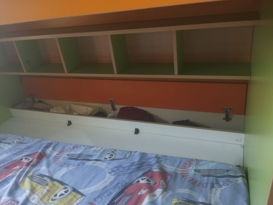 Pat Paturi supraetajat pt 2 copii