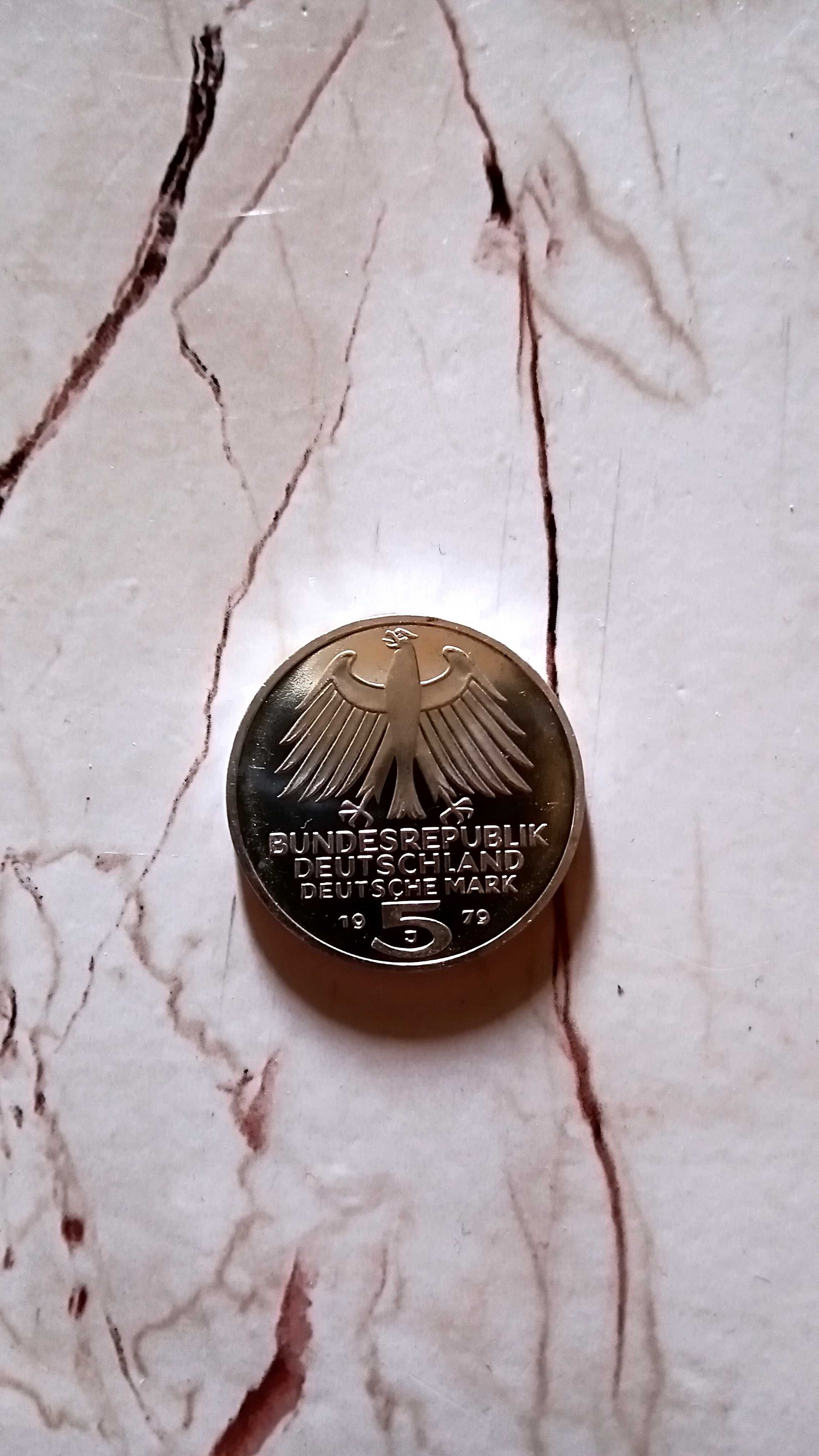 Сребърни монети,,