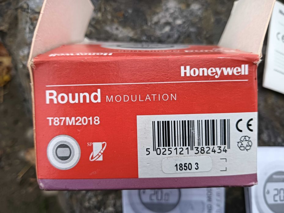 Termostat Honeywell T87M2018 centrala / termostat centrala termica