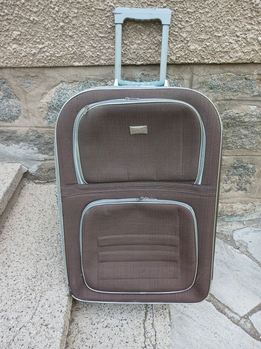 Куфар плат в.70см ш.50см д.30см с колеца