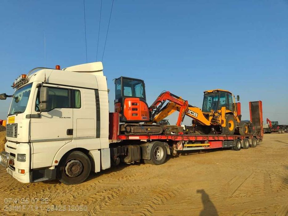 Transport trailer agabaritic, utilaje, tractoare, buldoexcavatoare