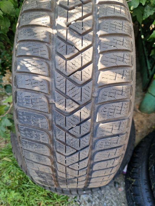 Anvelope PIRELLI 215/55/17