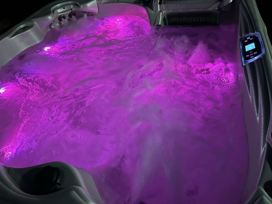 джакузи  американско градинско 6 места покривало