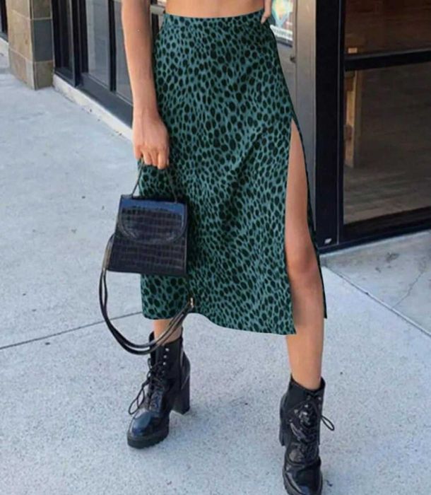 Готина чисто нова пола