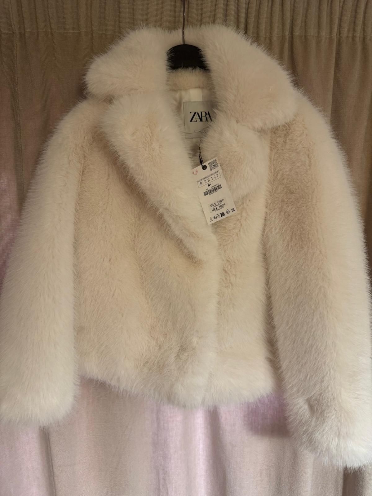 Blanita scurta zara