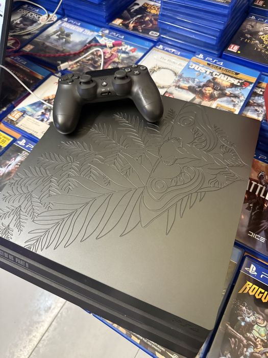 PlayStation 4 Pro ediție limitată Spider-Man și The Last of Us 2
