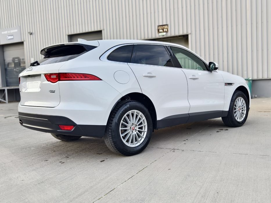 Jaguar F-Pace 2.0 Diesel • 135 kW • 4x4 • Automată • 2018 • 102.000 km