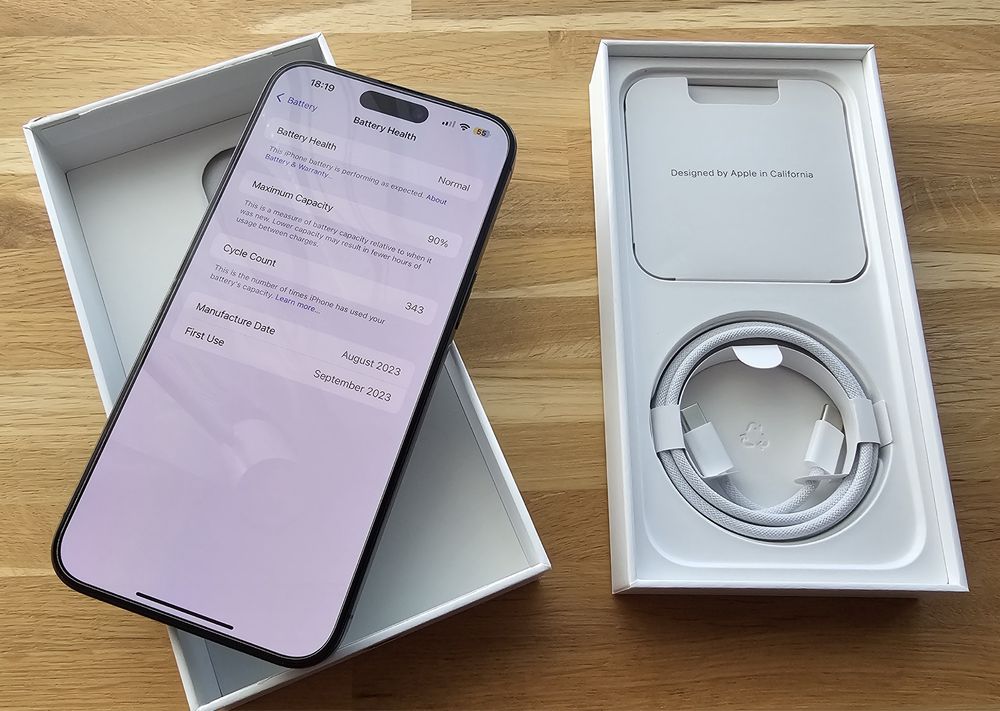 iPhone 15 PRO MAX - 256GB / Неразличим от нов