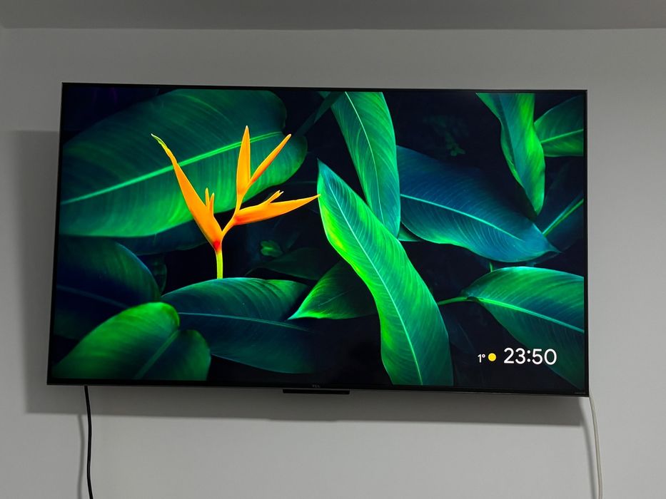 Televizor miniled TCL