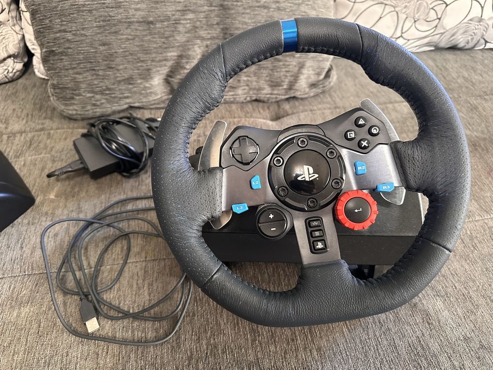 Волани и педали,Logitech .G 29 driving Force