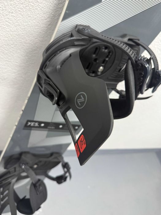 placa snowboard yes basic L146cm