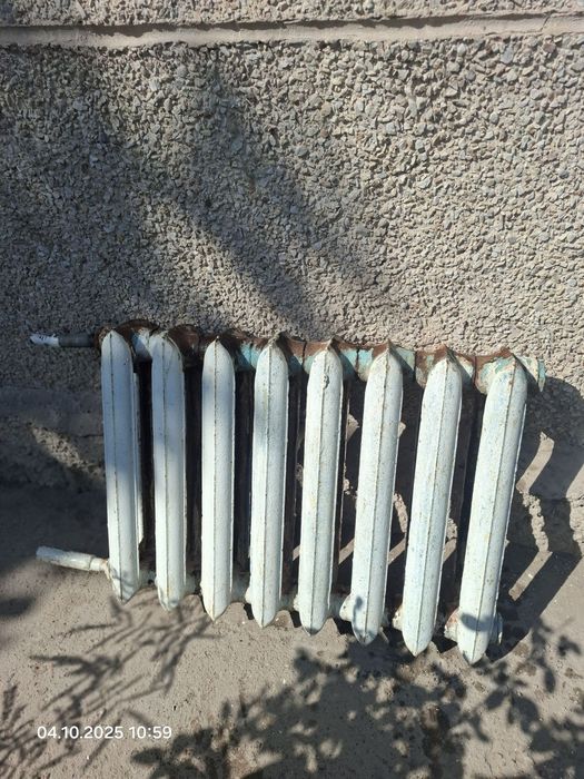 Radiator "otopleniya" uchun радиато chugun cho‘yanр для отопление